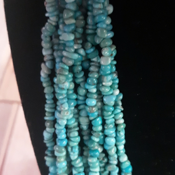 Sincerely southwest turquoise necklace - Picture 2 of 5